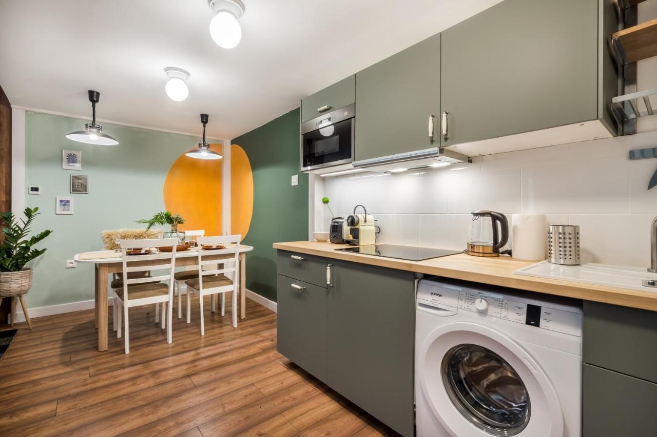 Colorful Designer Home In The Heart Of บูดาเปสต์ ภายนอก รูปภาพ
