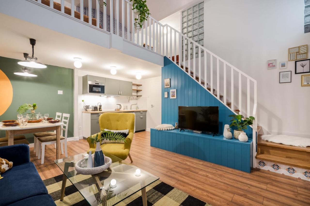 Colorful Designer Home In The Heart Of บูดาเปสต์ ภายนอก รูปภาพ