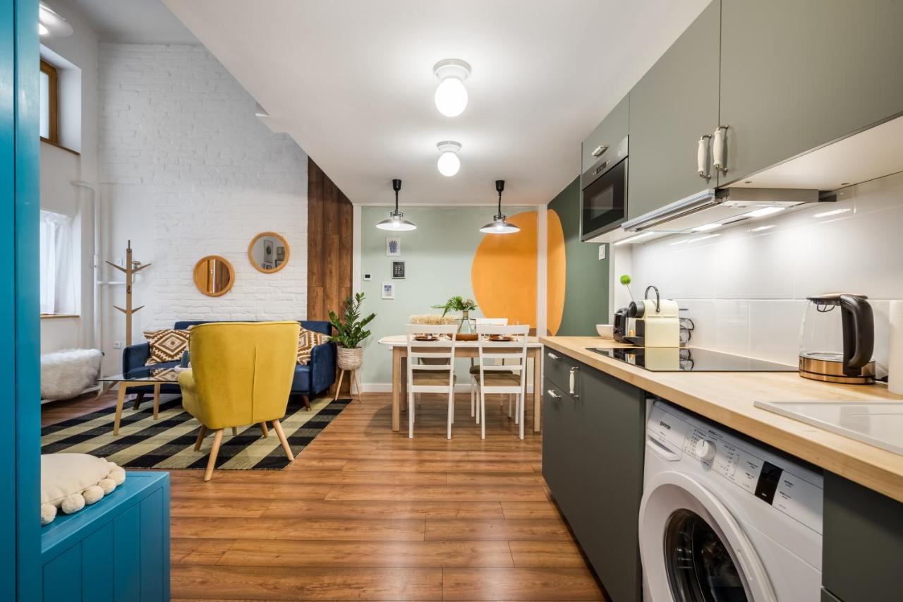 Colorful Designer Home In The Heart Of บูดาเปสต์ ภายนอก รูปภาพ